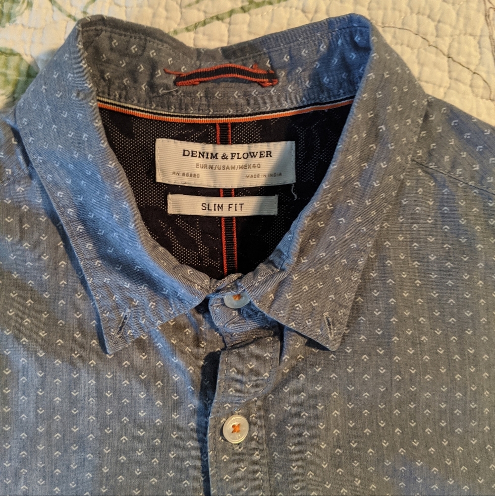 Young men's casual shirt